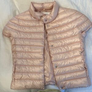 Calvin Klein Short Sleeve Blush Pink
Puffer Jacket Size Large